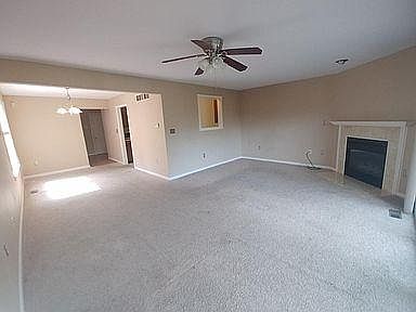 3rd image of 1712 Sutton Ave #A