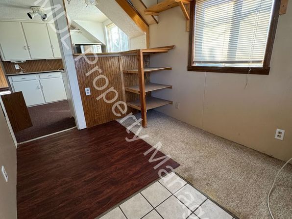 304 Caroline St FLOOR 2