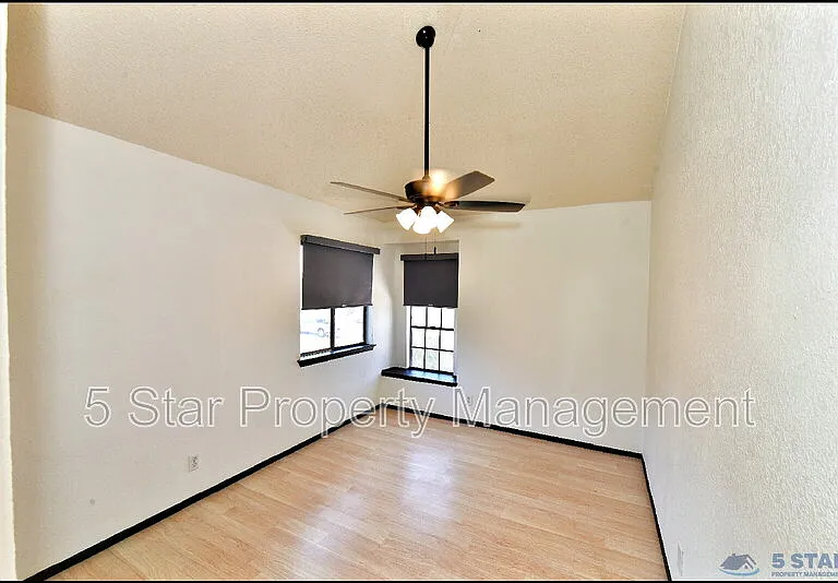 7249 Imperial Ridge Dr — Photo 38