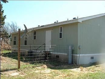 2nd image of 81176 N 2480th Rd