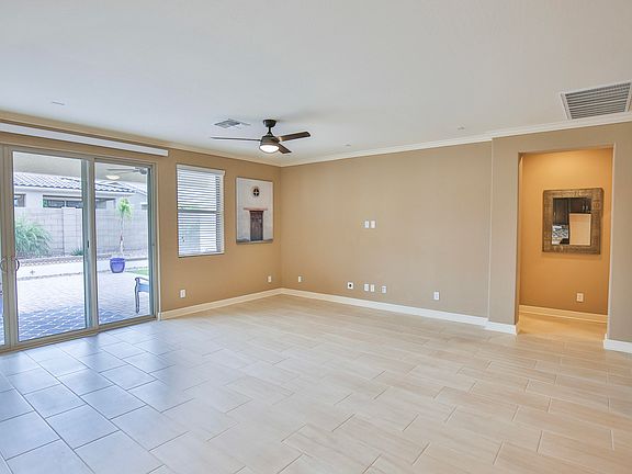4th image of 22533 E Avenida Del Valle