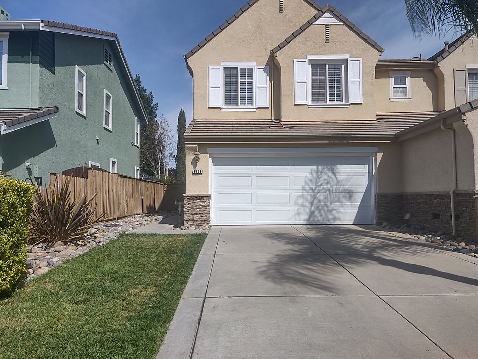 1st image of 8808 Daffodil Pl