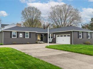 12806 Williamsburg Ave NW, Uniontown, OH 44685