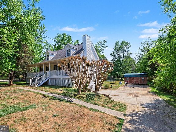 2nd image of 1595 Harmony Rd