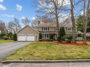 22 Split Creek Ct, Cranston, RI 02921