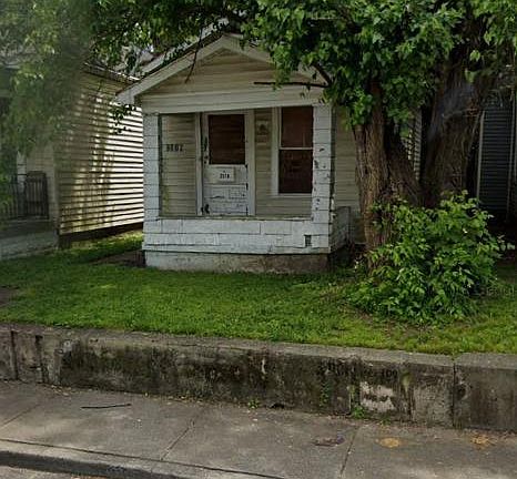 2nd image of 2316 W Ormsby Ave