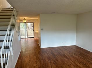 2437 Daphne Pl APT B, Fullerton, CA 92833