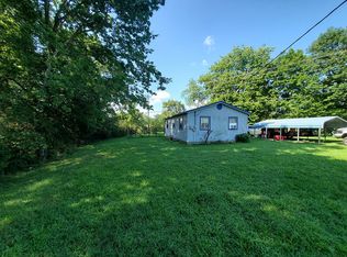 739 Pirates Way, Cedarville, AR 72932