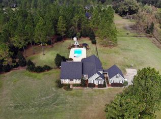 153 Canvasback Dr, Leesburg, GA 31763