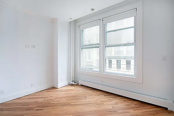 Rented by Compass | media 32