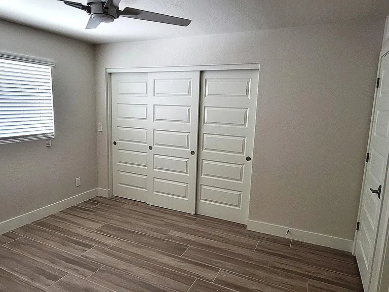 1107 N Wedgewood Dr — Photo 6