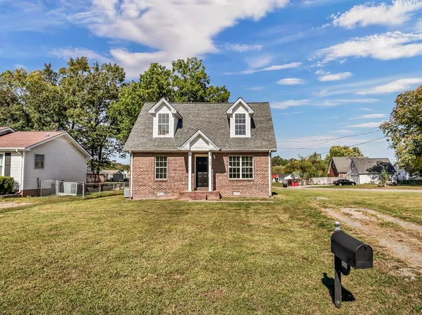727 Inver Ln, Clarksville, TN 37042
