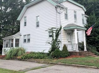 35 Alexander St, Framingham, MA 01702