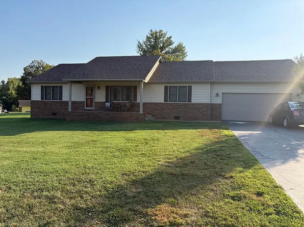 1003 Applewood Ln, Anna, IL 62906