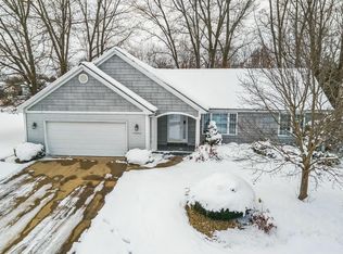 25052 Silver Oaks Blvd, Mattawan, MI 49071
