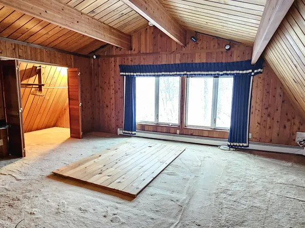 14320 Jarvi Dr, Anchorage, AK 99515