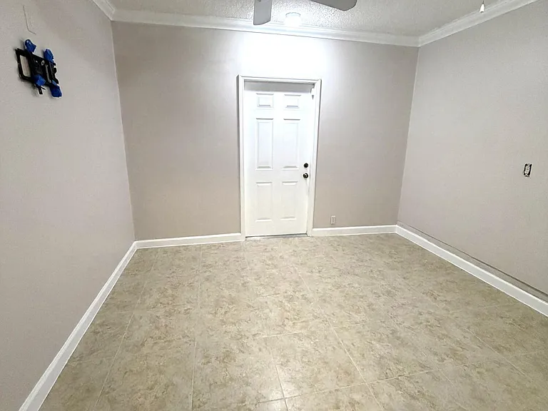 9585 Affirmed Ln — Photo 19