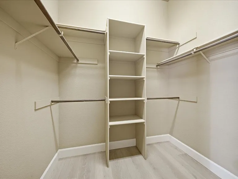 4319 Cadee Ct — Photo 27