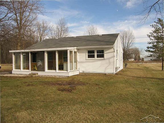 4th image of 10977 S Graham Rd