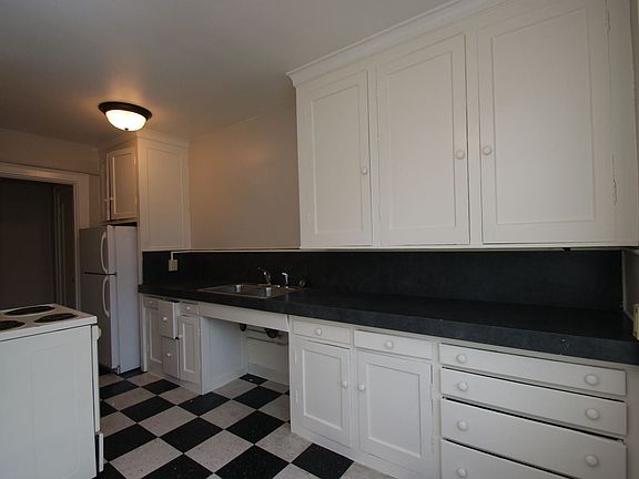 2nd image of 3008 Harvard Ave E APT 307