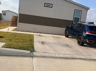 114 Lipper Ln, Pearland, TX 77581