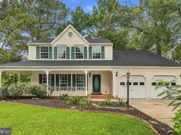 3805 Primrose Dr, Waldorf, MD 20602
