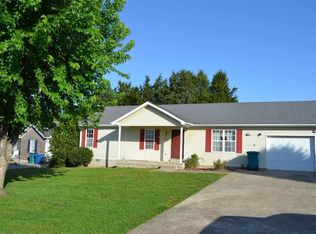 325 Easton Cir, Bowling Green, KY 42101