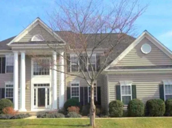 2254 Ravenna Ct, Waldorf, MD 20603