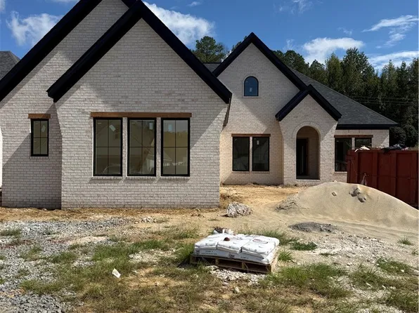 14100 Glenview Dr, Northport, AL 35475