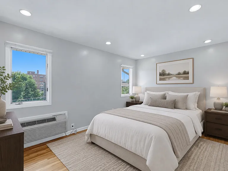 1 Coles Ave #1C — Photo 4