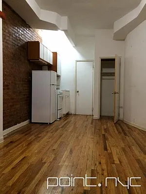 Rented by Point NYC | media 38