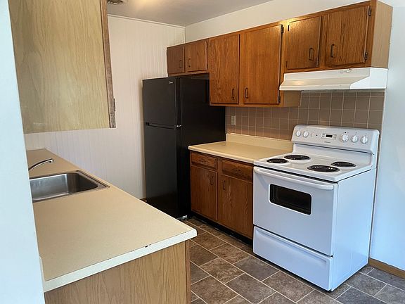 5th image of 2109 Scheel St #D