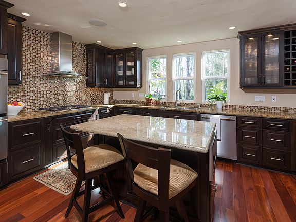 5th image of 10405 Summerwood Ct