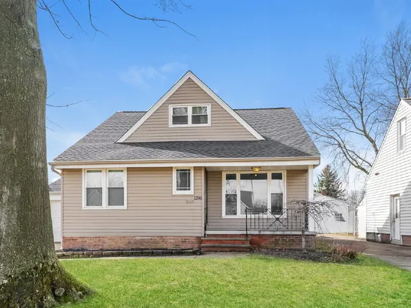 1296 E Miner Rd, Mayfield Heights, OH 44124