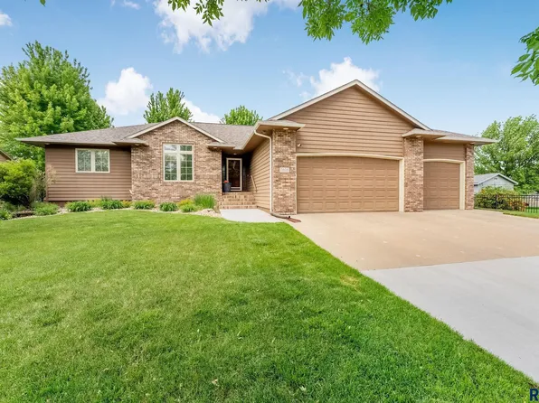 7608 W Lancaster St, Sioux Falls, SD 57106