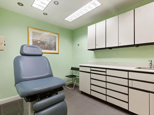 210 East 47th Street image 1 of 12