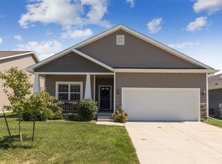 9009 Linden Dr, West Des Moines, IA 50266