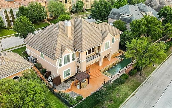 5th image of 3215 University Park Ln