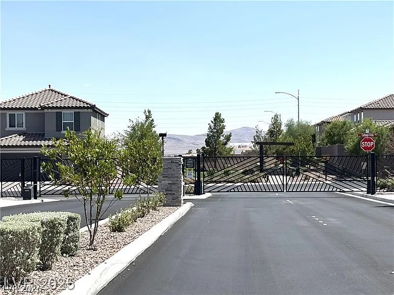 8948 Marigold Creek St — Photo 2