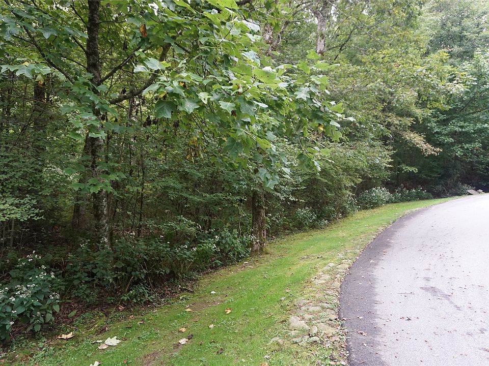 2nd image of 15 Little Creek Road