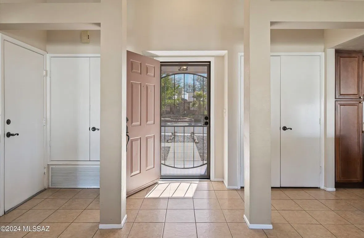 3 bed, 1544 sqft, $2,495 — Photo 3