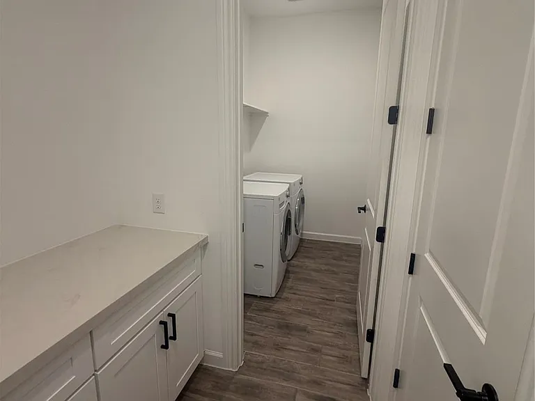 25302 Rothesay Ln — Photo 17