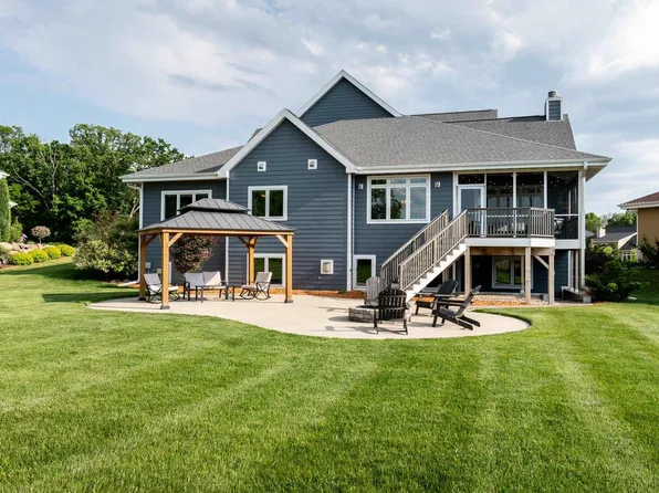 9802 Shadow Ridge Trail, Middleton, WI 53562