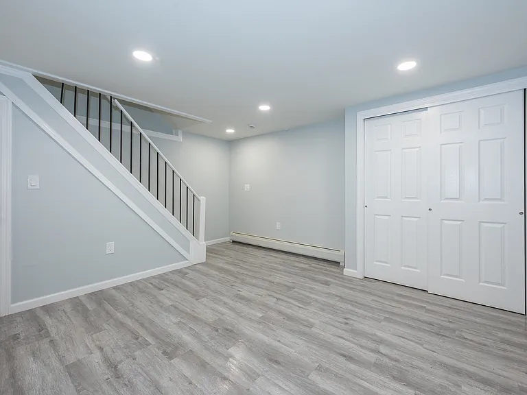 47 Pleasant Ave — Photo 26