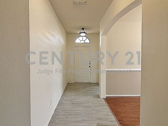 2nd image of 10125 Sourwood Dr