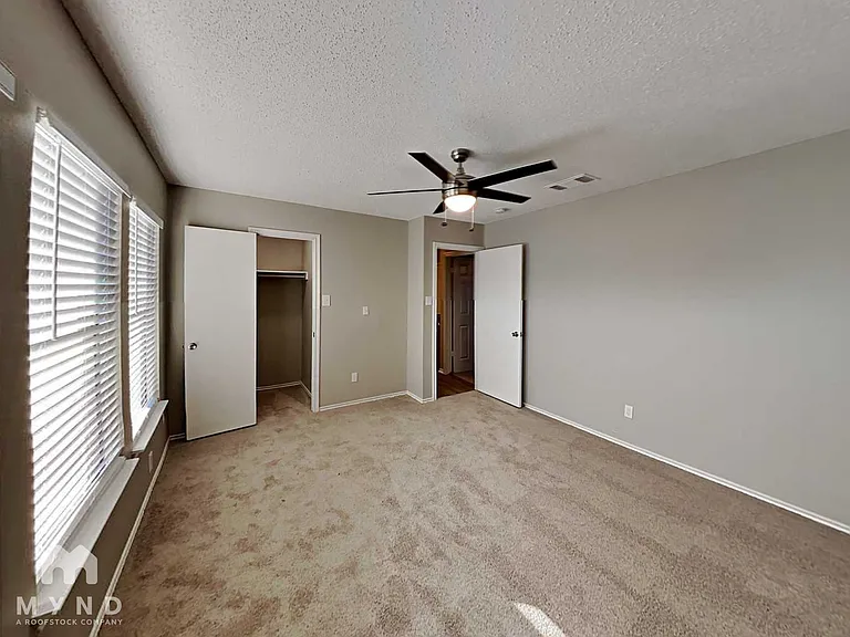 9703 Cameron Crk — Photo 20