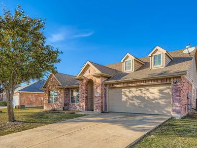 112 Patriot Pkwy, Forney, TX, 75126