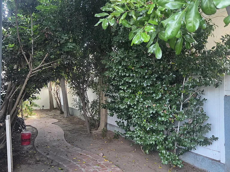 2603 Vail Ave — Photo 24