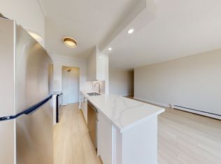 718 Lawrence Rd #703, Hamilton, ON L8K1Z6