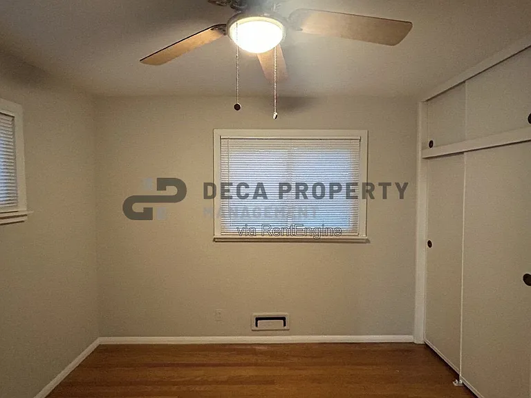 6405 Kingsway Dr — Photo 9